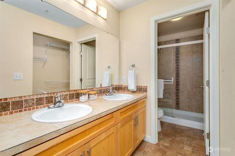 12023 NE 204th Pl #E302, Bothell, WA 98011 photo 14
