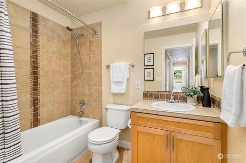 12023 NE 204th Pl #E302, Bothell, WA 98011 photo 17