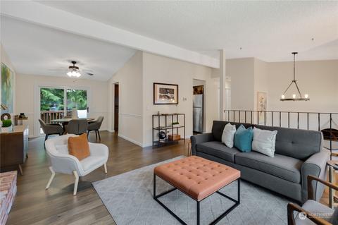 2132 172nd Pl SE, Bothell, WA 98012 photo 3