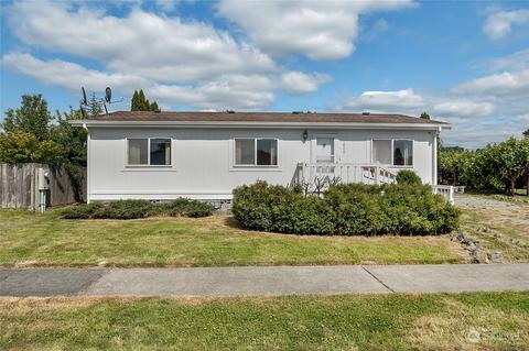 1800 N 33rd Pl, Mount Vernon, WA 98273