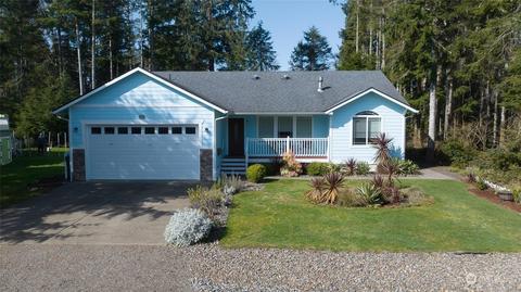 107 Olympic View Ave NE, Ocean Shores, WA 98569