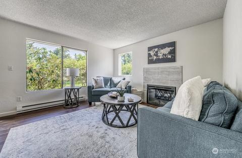 4411 216th St SW #B, Mountlake Terrace, WA 98043