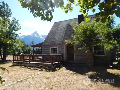 1205 State Route 530 NE, Darrington, WA 98241