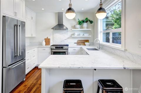 2204 E John St, Seattle, WA 98112 photo 10