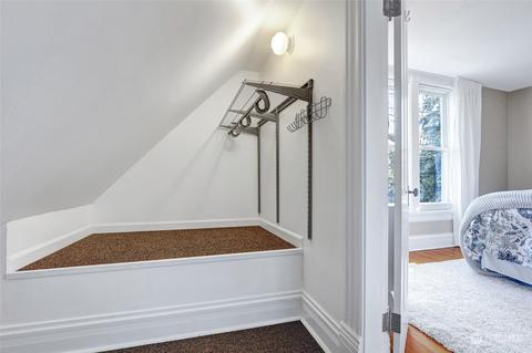 2204 E John St, Seattle, WA 98112 photo 16