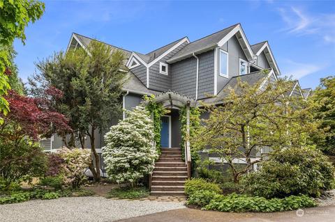 189 Wallace Way NE #B, Bainbridge Island, WA 98110