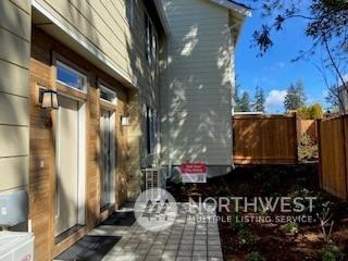 18016 12th Ave NE #C, Shoreline, WA 98155