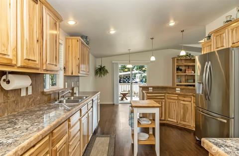 3217 SE 207th Pl, Bothell, WA 98012 photo 4