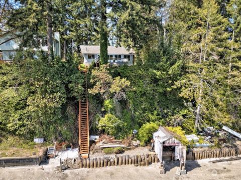 130 E Orchard Beach Dr, Grapeview, WA 98546 photo 2