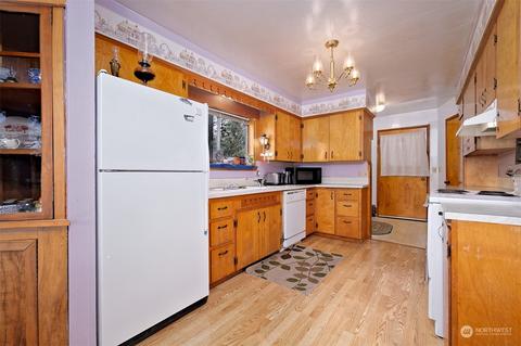 130 E Orchard Beach Dr, Grapeview, WA 98546 photo 8