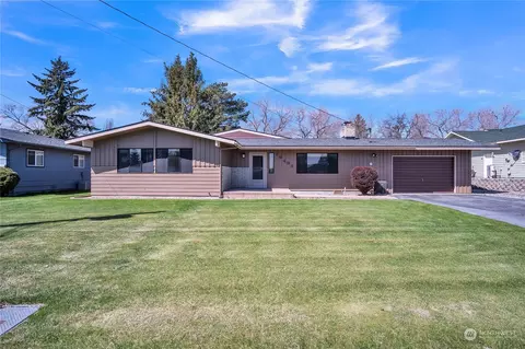 19498 Braeburn Dr NW, Soap Lake, WA 98851