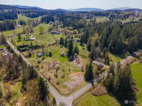 4859 Noon Rd, Bellingham, WA 98226