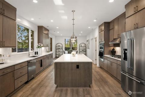 9227 NE 173rd St, Bothell, WA 98011 photo 10
