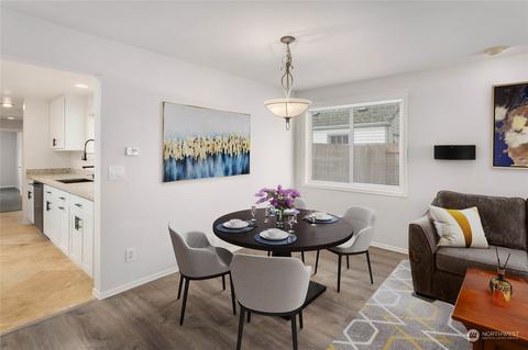 2810 22nd St, Everett, WA 98201 photo 5