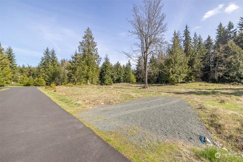 9999 Alderview Dr, Port Angeles, WA 98362