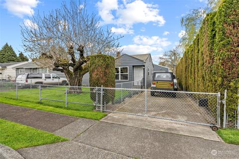 295 Beech St, Longview, WA 98632 photo 2