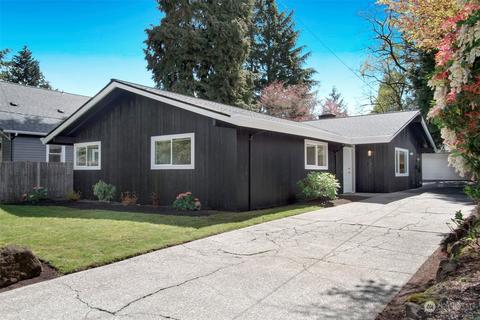 3221 NE 91st St, Seattle, WA 98115