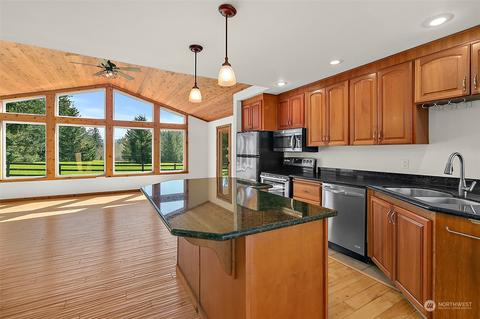61 Raspberry Rd, Elma, WA 98541 photo 3