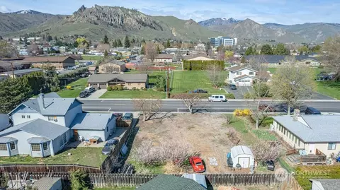 0 Okanogan Ave, Wenatchee, WA 98801