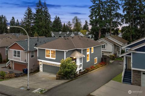 525 Queen Ave NE, Renton, WA 98056