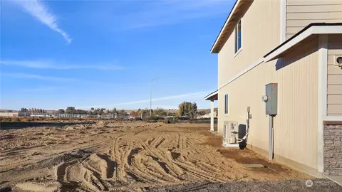Other - 635 E Franklin St, Connell, WA 99326 photo 1 of 5