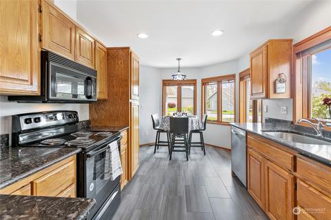 1237 Northwind Cir #1237, Bellingham, WA 98226