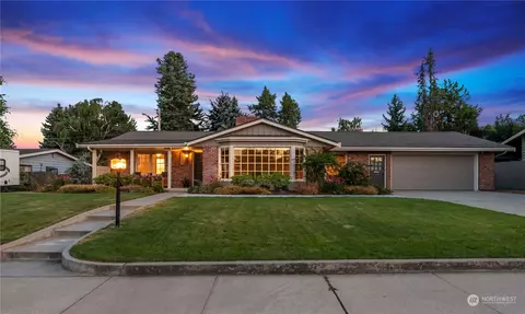 1405 First St, Wenatchee, WA 98801