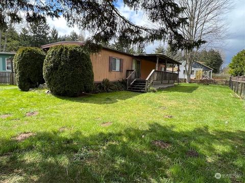 72 Diane Cir, Point Roberts, WA 98281