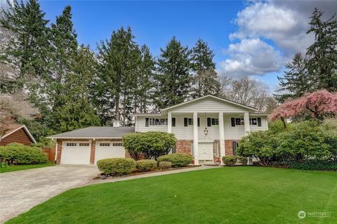 8007 Shadywood Ln SW, Lakewood, WA 98498