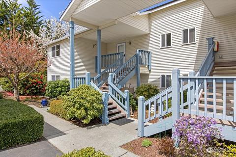 20617 28th Ave W #A2, Lynnwood, WA 98036
