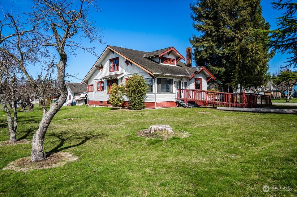 2917 E Division St, Mount Vernon, WA 98274 28 Photos MLS 2060404