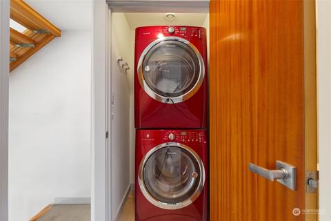2608 E John St, Seattle, WA 98112 photo 28