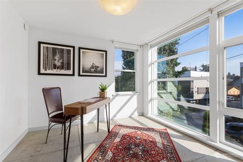 2608 E John St, Seattle, WA 98112 photo 22