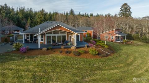 7 Gray Gables Ln, Hoquiam, WA 98550