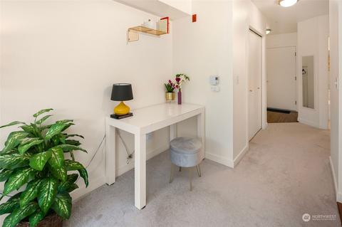 1420 E Pine St #E406, Seattle, WA 98122 photo 3