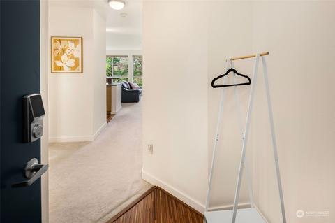 1420 E Pine St #E406, Seattle, WA 98122 photo 2
