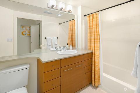 1420 E Pine St #E406, Seattle, WA 98122 photo 12