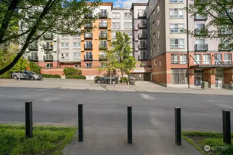 108 5th Ave S #215, Seattle, WA 98104