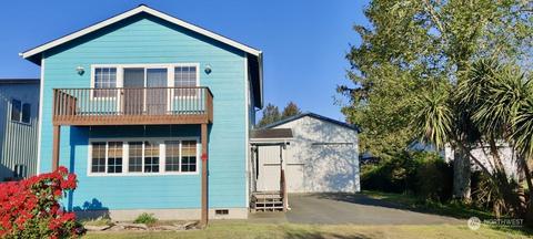 621 N Ocosta St, Westport, WA 98595