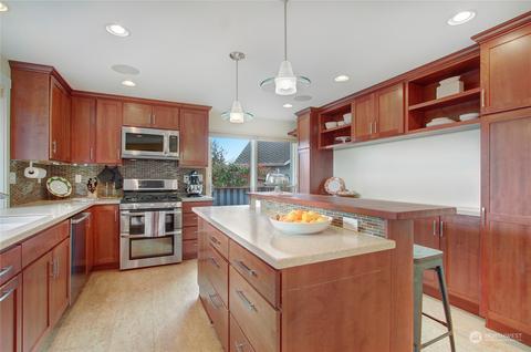 10506 NE 198th St, Bothell, WA 98011 photo 15