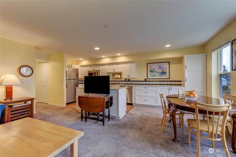 2522 Rucker Ave #402, Everett, WA 98201 photo 3