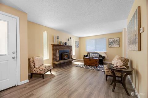 9303 Sharon Dr, Everett, WA 98204 photo 3