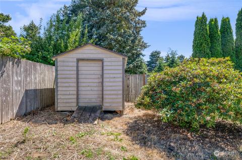 9303 Sharon Dr, Everett, WA 98204 photo 21