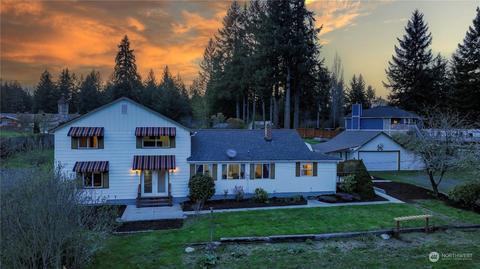 4913 Christensen Muck Rd E, Eatonville, WA 98328
