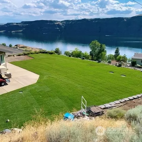 1334 SW Sunland Rd, Quincy, WA 98848