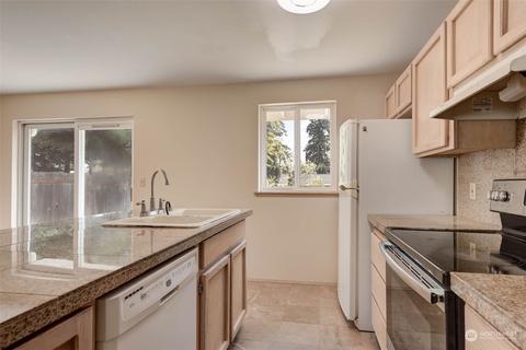 6833 Beverly Blvd, Everett, WA 98203 photo 10
