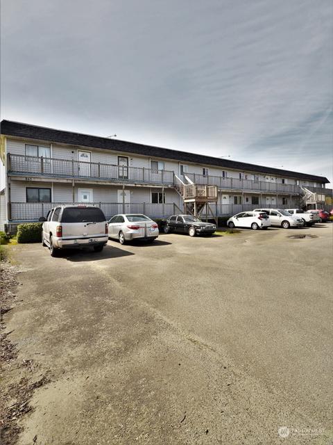 865 Cuddy Ct NW #102A, Ocean Shores, WA 98569