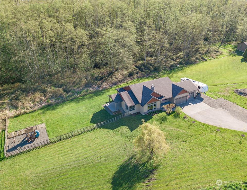  7625 Songbird Ln, Custer, WA 98240 photo 3