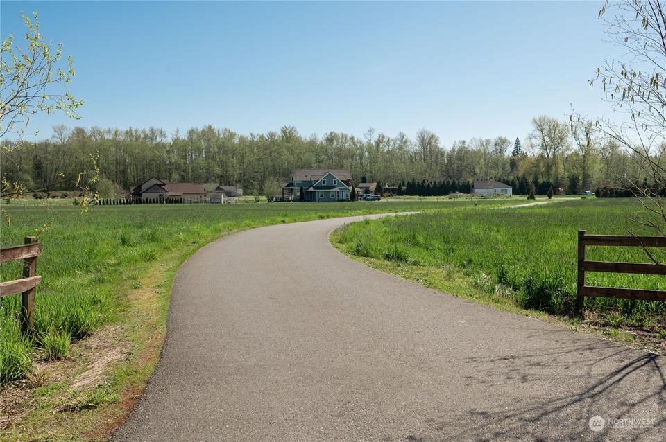  7625 Songbird Ln, Custer, WA 98240 photo 4