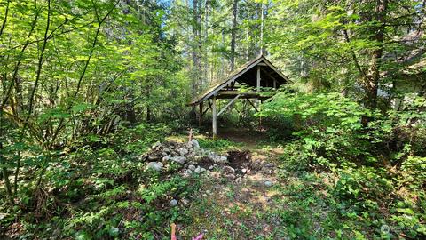 106 Big Creek Rd, Ashford, WA 98304